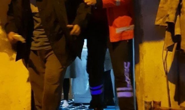 Sağlık ekiplerinden yoğun kara rağmen hasta kurtarma operasyonu