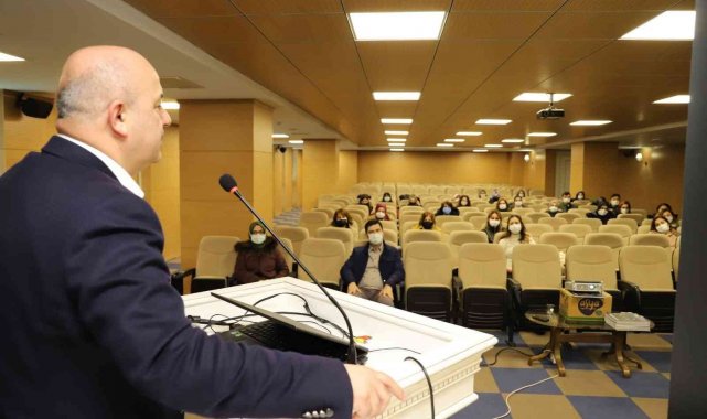 Sağlık personellerine işitme tarama eğitimi