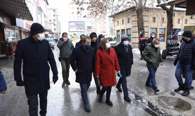 Şahin Gaziler Caddesi'nde incelemelerde bulundu