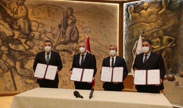 Şahinbey'de hayvan yetiştiricilerine destek sürüyor