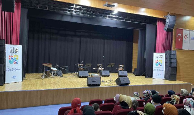 Şair İbrahim Sadri Sultangazi'ye konuk oldu