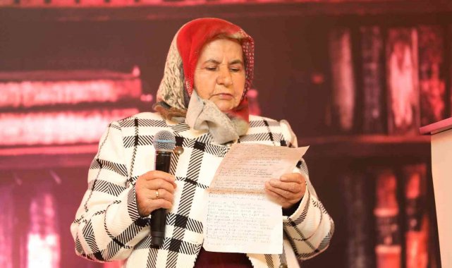 Şairler ve yazarlar bir araya geldiler, şiirleriyle mest ettiler