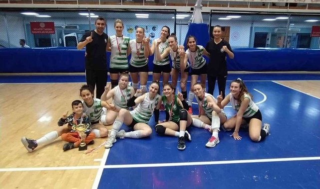 Salihli'nin genç sultanları Manisa şampiyonu