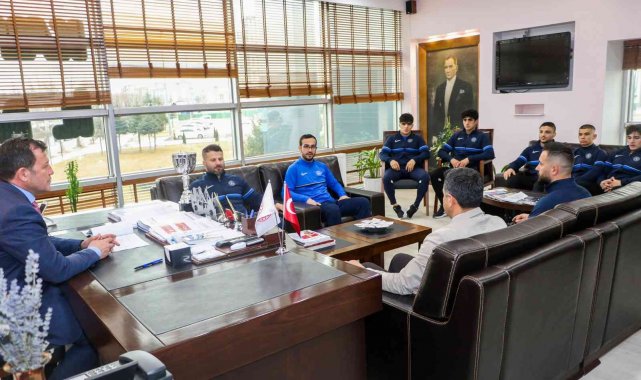 Şampiyon pehlivanlardan Kabakcı'ya ziyaret