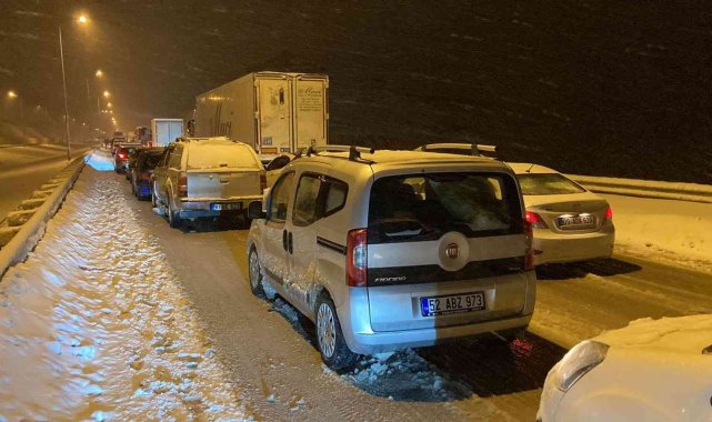 Samsun-Ankara yolunda ulaşımda aksamalar