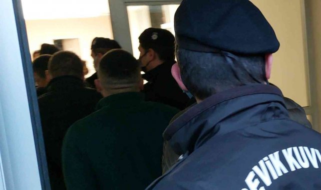 Samsun'da uyuşturucu ticaretinden 3 kişi tutuklandı