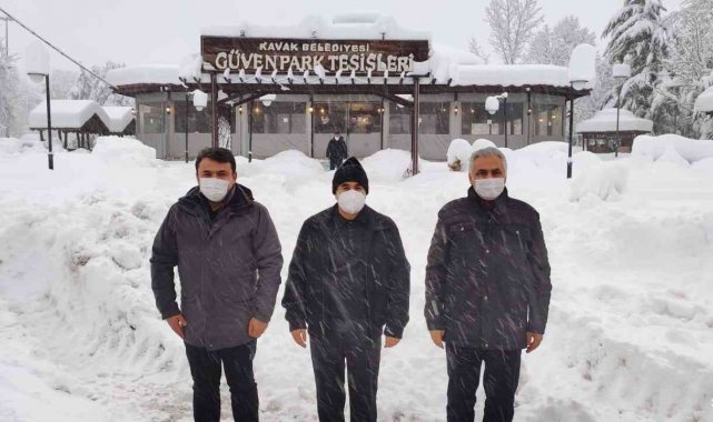 Samsun'da yoğun kar yağışı: Vali vatandaşları uyardı