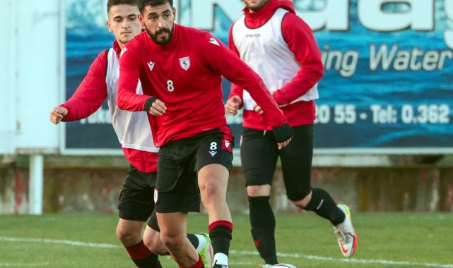 Samsunspor ile Kocaelispor 55. randevuya çıkıyor