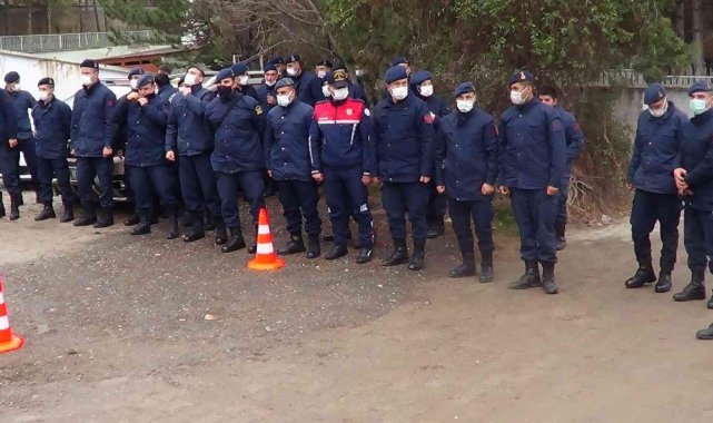 Sandıklı'da jandarma personeline güvenli ve ileri sürüş teknikleri eğitimi verildi