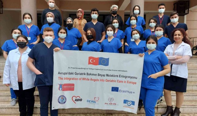 Sarıgöl&#039;ün beyaz melekleri Almanya&#039;da &#039;Yaşlı bakımı&#039; staj çalışması yapacak