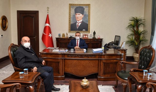 Şehit Özalkan'ın babası Vali Soytürk ile bir araya geldi