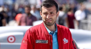 Selçuk Bayraktar'' Utanmanız gereken yaptığınız soykırım ve katliamlardır''