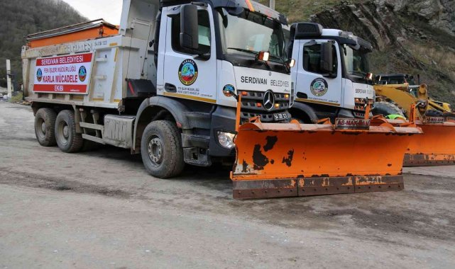 Serdivan Belediyesi, karla mücadeleye hazır