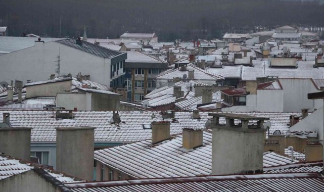Serhat şehri beyaza büründü