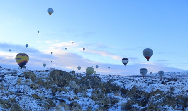 Sıcak hava balonları 8 günün ardından havalandı