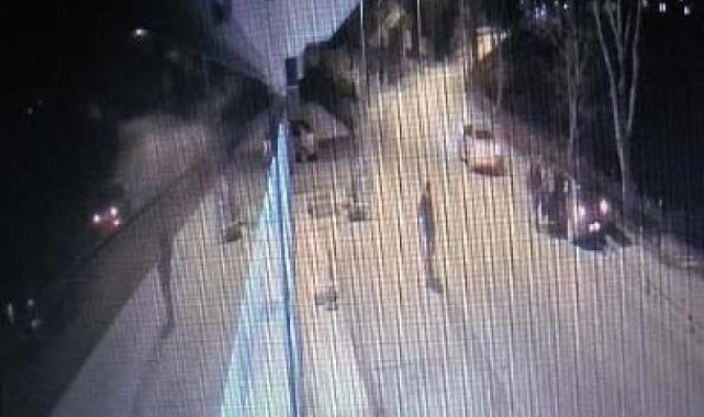 Şile&#039;de çelik halatlara çarpan araç takla attı, o anlar kameraya yansıdı