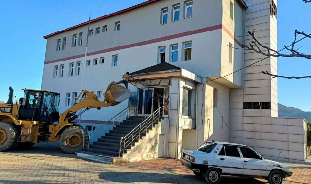 Sincik Hükumet Konağı yıkılacak