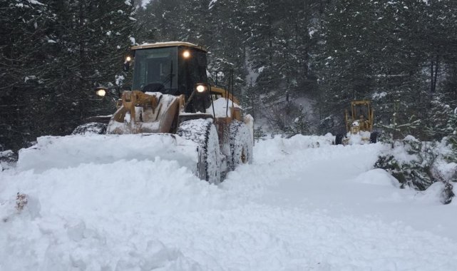 Sinop'ta 206 köy yoluna ulaşım sağlanamıyor