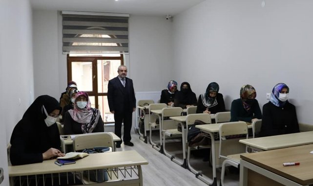 Sivas'ta din görevlilerine eğitim