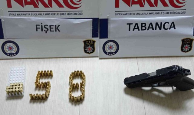 Sivas'ta narkotik operasyonları, 15 şahıs yakalandı