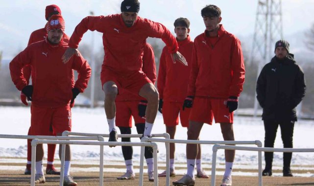 Sivasspor, Konya maçına yoğun tempoda hazırlanıyor