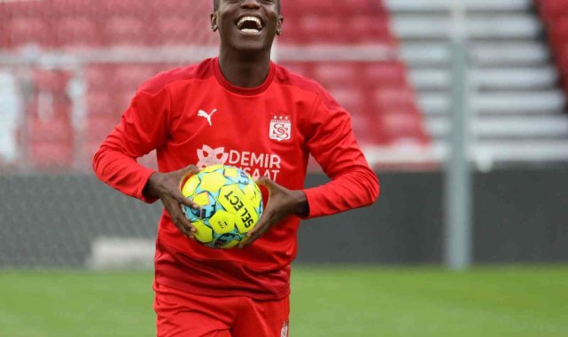 Sivasspor'un istikrar abidesi Max Gradel