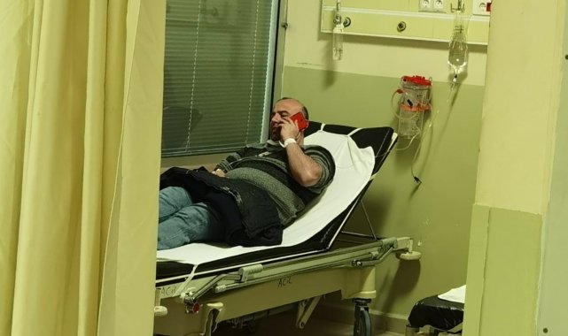 Sıvı yapıştırıcıyı su zannedip içti, hastanelik oldu