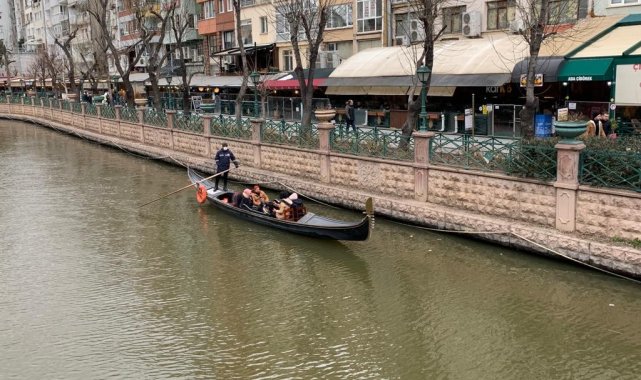 Soğuk havada gondol keyfi