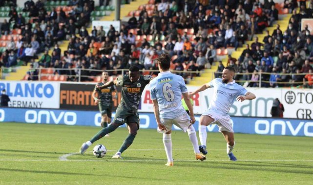 Spor Toto Süper Lig: Alanyaspor: 1 - Medipol Başakşehir: 1