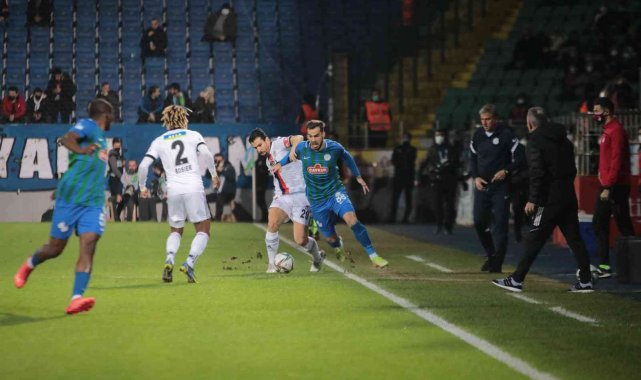 Spor Toto Süper Lig: Ç.Rizespor: 0 - Beşiktaş: 0