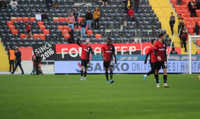 Spor Toto Süper Lig: Gaziantep FK: 3 - Fatih Karagümrük: 1