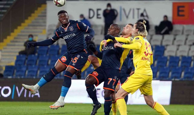 Spor Toto Süper Lig: Medipol Başakşehir: 0 - Göztepe: 1