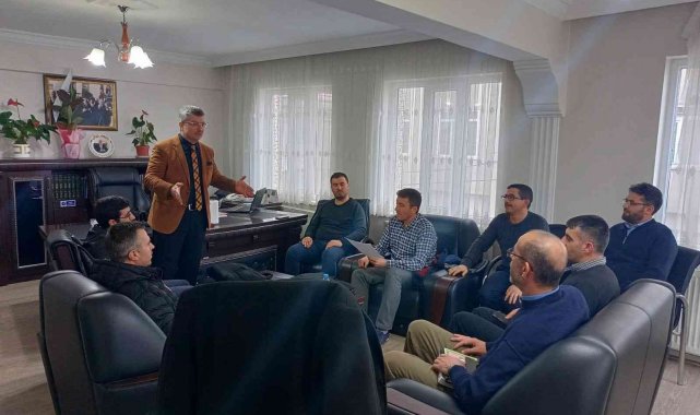 Şuhut&#039;ta üç aylar koro çalışmalara devam ediyor