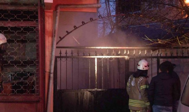 Sultanbeyli'de elektrikli battaniyeden çıkan yangın paniğe neden oldu