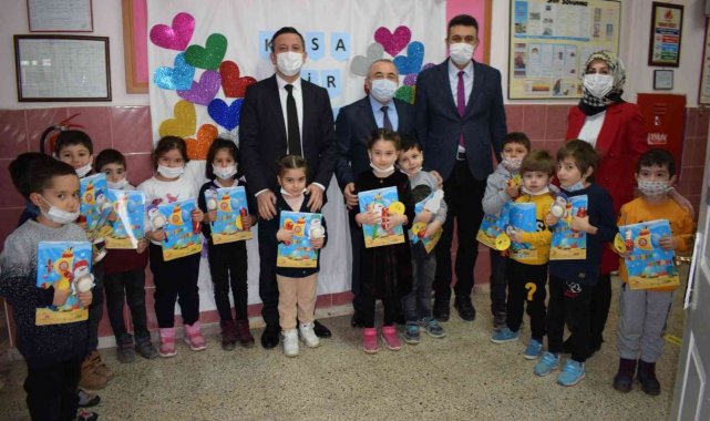 Sungurlu'da 7 Bin 877 öğrenci karne aldı