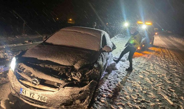 Sungurlu'da kar kazaları da beraberinde getirdi