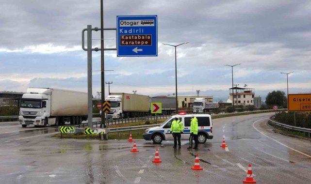 TAG otoyolu Gaziantep yönü trafiğe kapatıldı