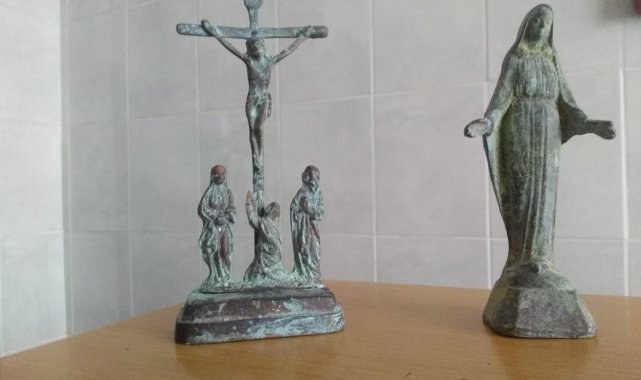 Tarihi eserlere müşteri arayan şahsın evine operasyon