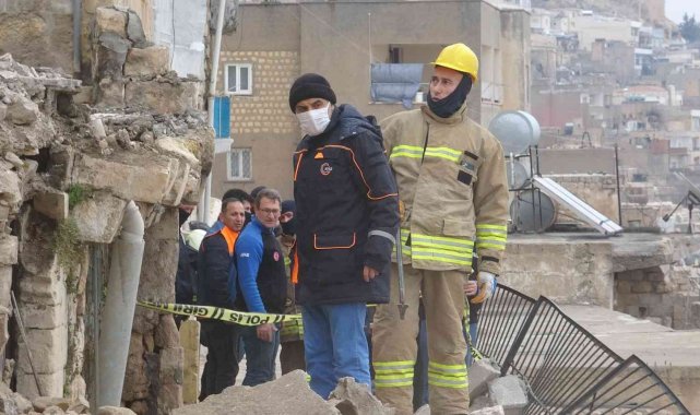 Tarihi ev restorasyon çalışmaları sırasında çöktü