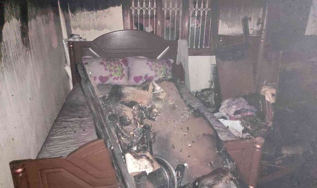 Tarsus'taki yangınlarda araba ve ev kullanılmaz hale geldi