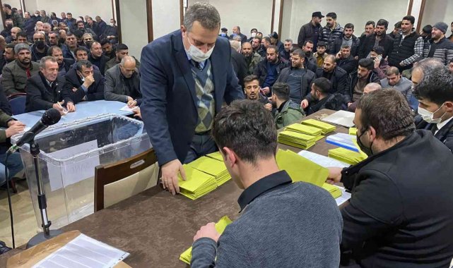 Tatvan Şoförler Odası'nın yeni başkanı İkram Baran oldu