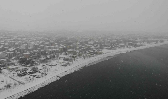 Tatvan'daki tüm köy yolları ulaşıma kapandı