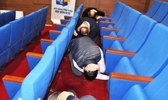 Tavşanlı&#039;da kamu personeline afet farkındalık eğitimi