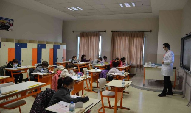 Tekden Giriş Sınavı&#039;na yoğun ilgi