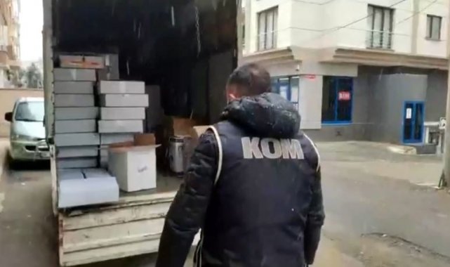 Tekirdağ'da bir kamyonet dolusu makaron ele geçirildi