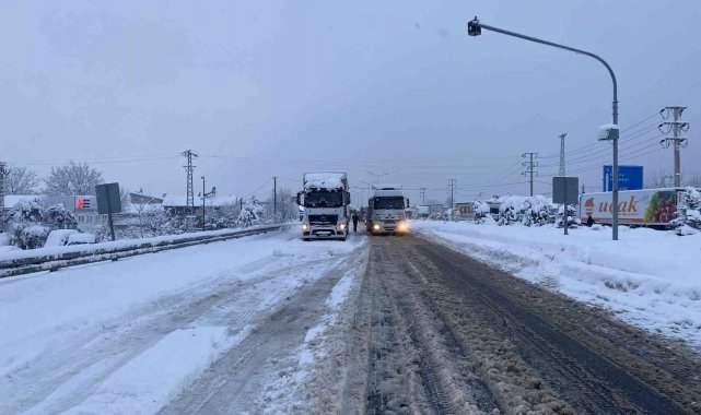 TEM ve D-100 Karayolu araç geçişine açıldı