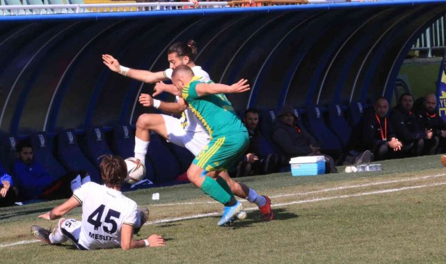 TFF 3. Lig: Belediye Derincespor: 0 - Esenler Erokspor: 1