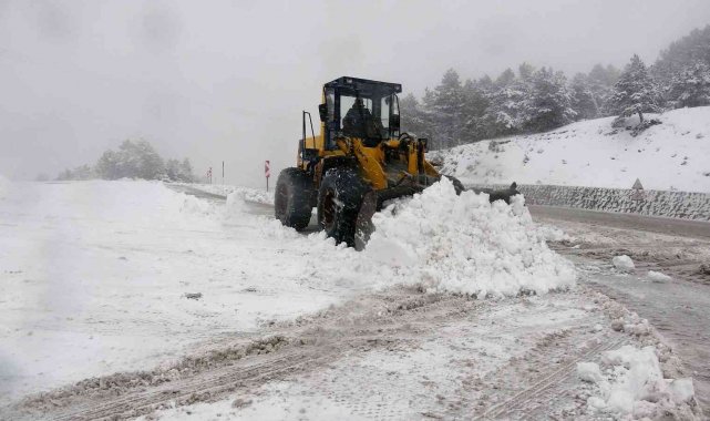Tokat'ta kar yağışı yüksek kesimlerde etkili oldu