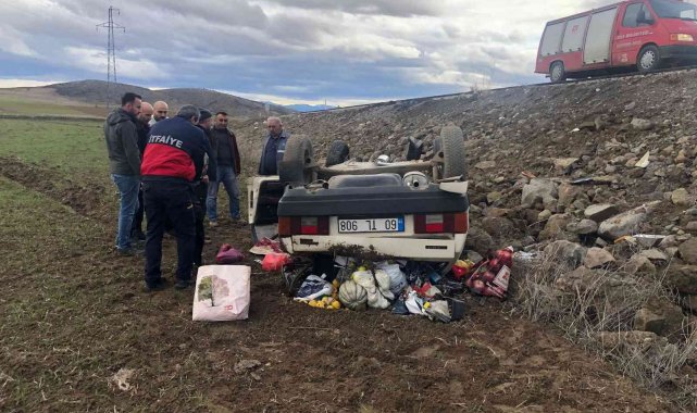 Tokat'ta otomobil şarampole devrildi: 2 yaralı