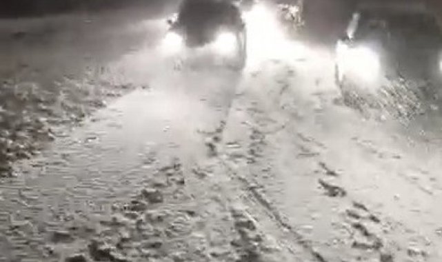 Tokat'ta uluslararası karayolunda ulaşıma kar engeli